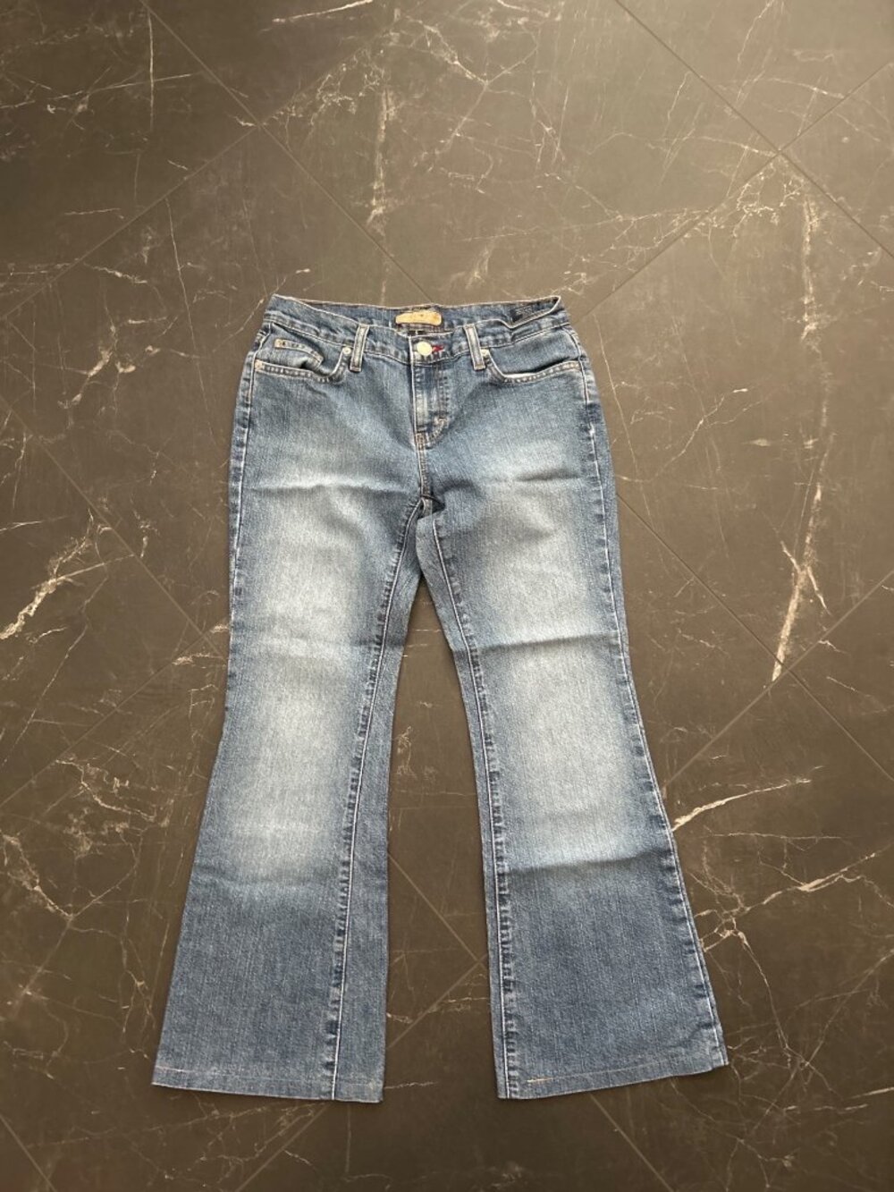 Tommy Jeans size 5